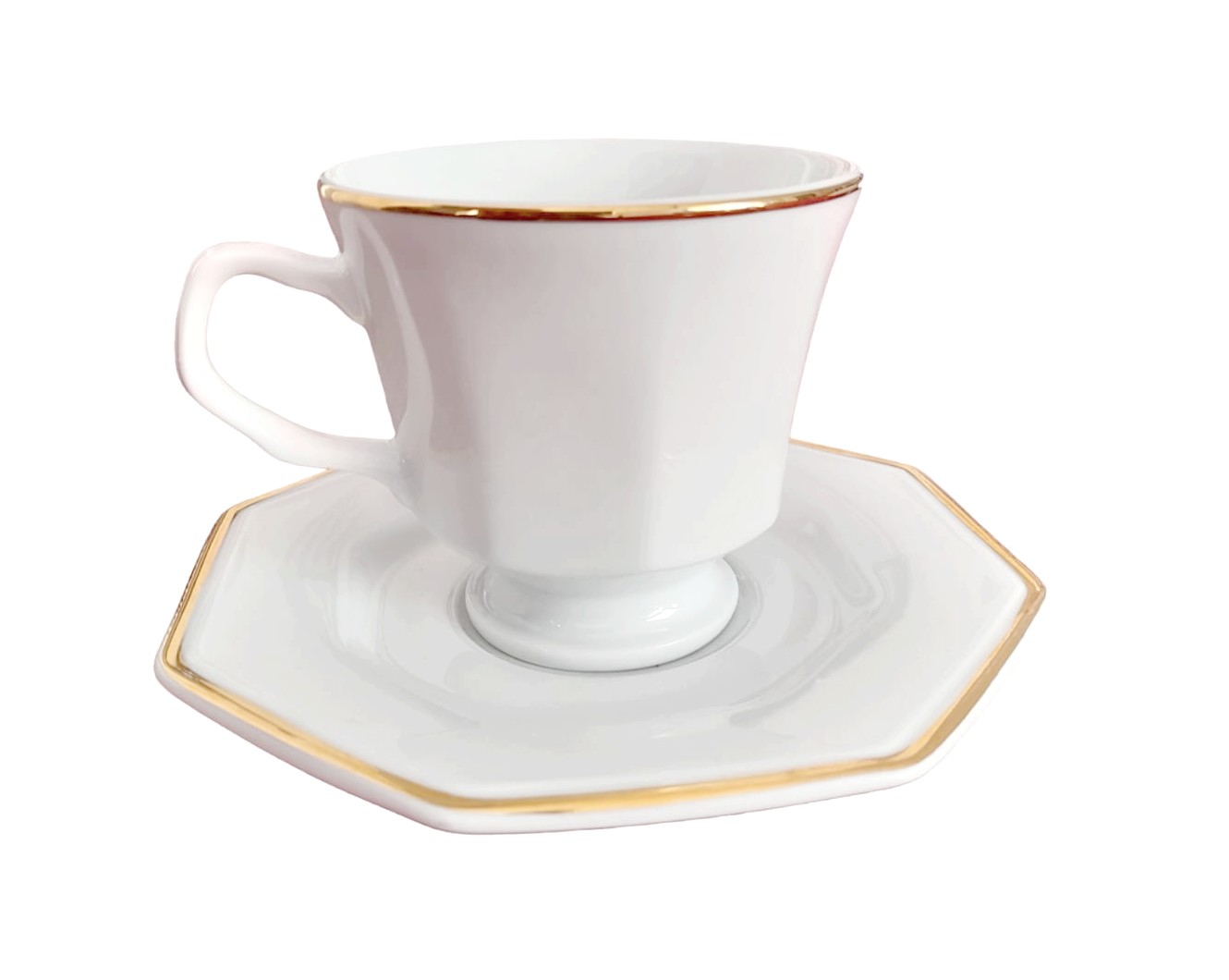 Jogo Para Chá em Porcelana com Filete Dourado (14 Peças) - CasaCenter